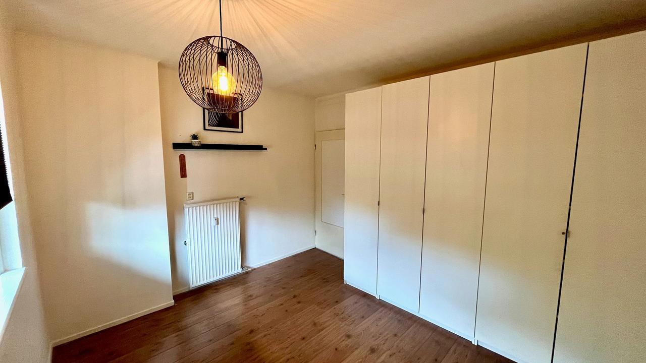 Gemeubileerd 3-kamerappartement met balkon - Afbeelding 12