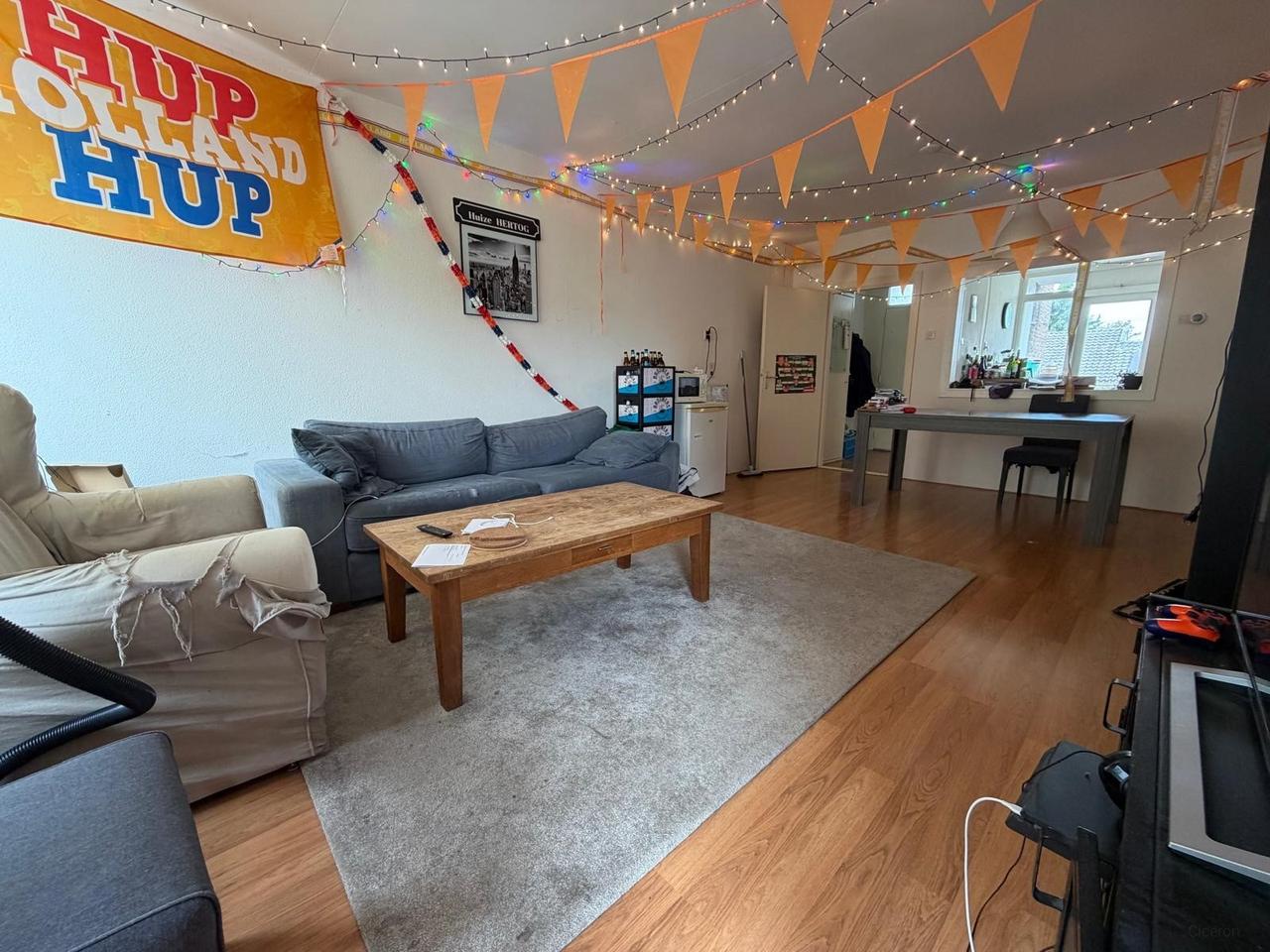 Studentenkamer met balkon in Paddepoel - Afbeelding 3