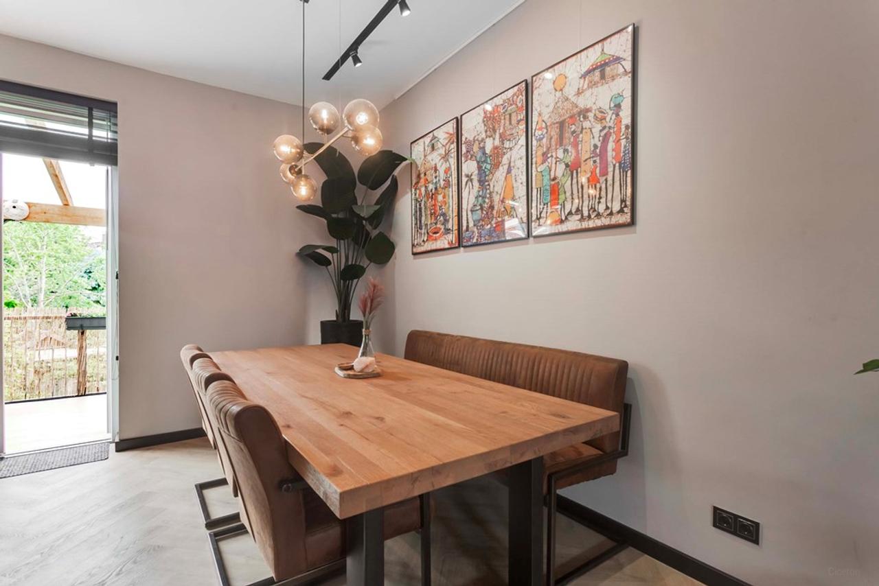 Gemeubileerde bovenwoning met terras - Afbeelding 12