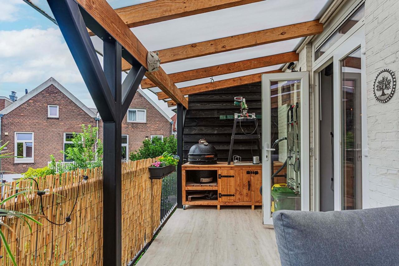 Gemeubileerde bovenwoning met terras - Afbeelding 15
