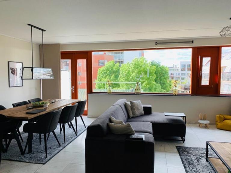 93 m² appartement met balkon in Paleiskwartier - Afbeelding 2