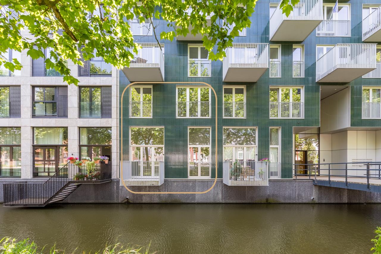New 132 m² Apartment in Hyde Park - Image 2