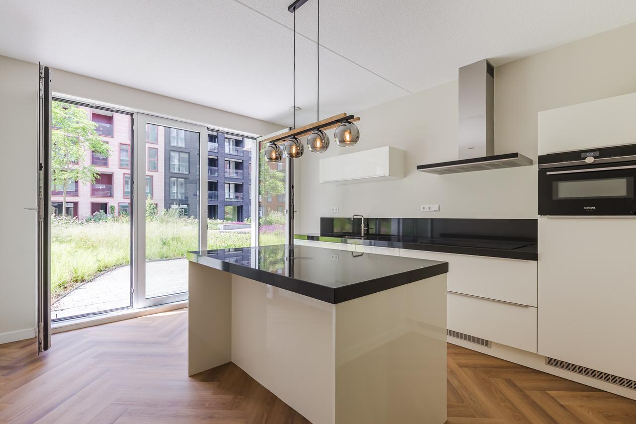 New 132 m² Apartment in Hyde Park - Image 13
