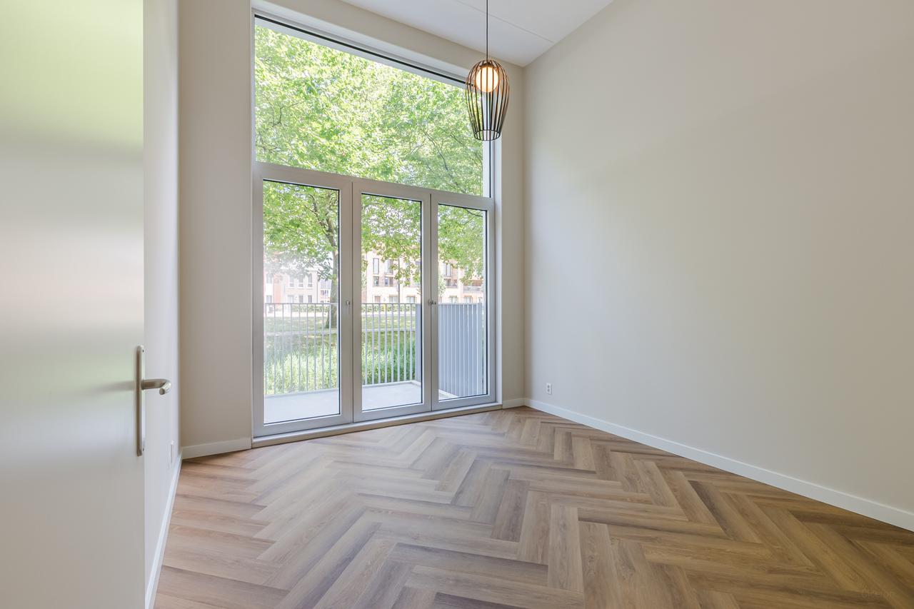 New 132 m² Apartment in Hyde Park - Image 21