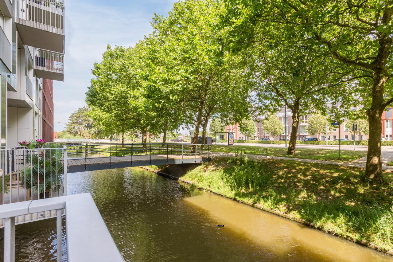 New 132 m² Apartment in Hyde Park - Image 24