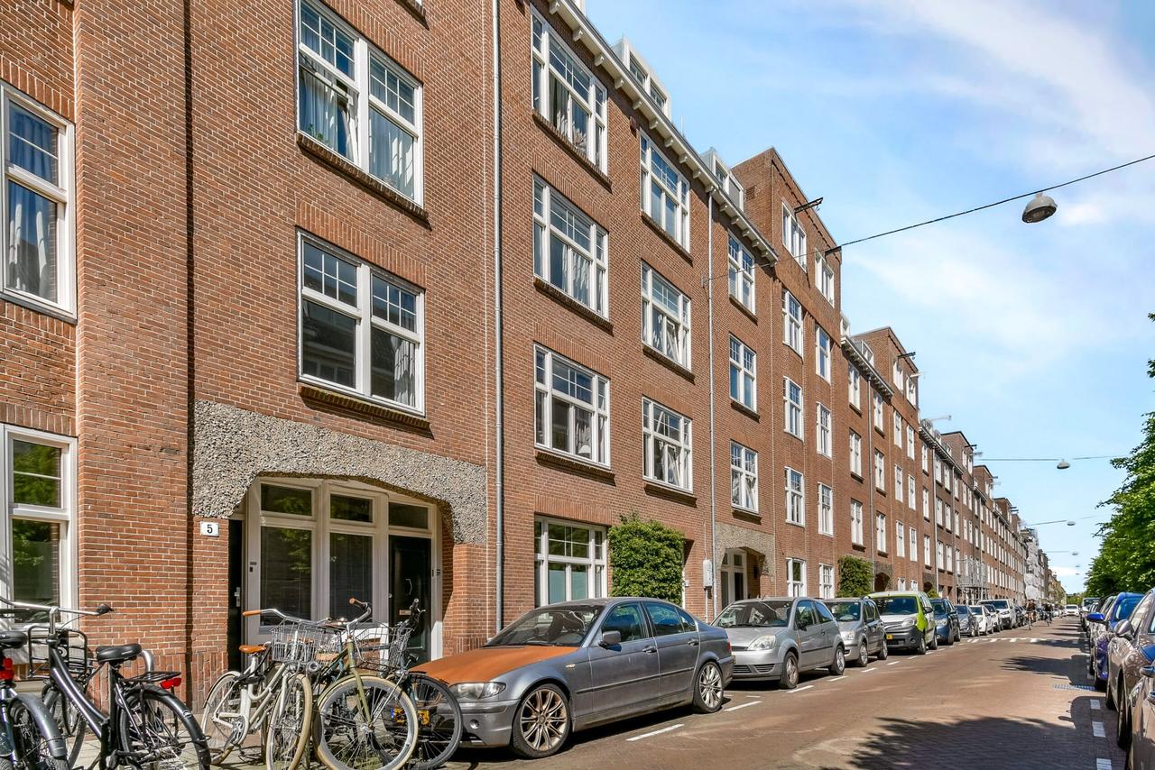 167 m² House with Garden in Geuzenbuurt - Image 2