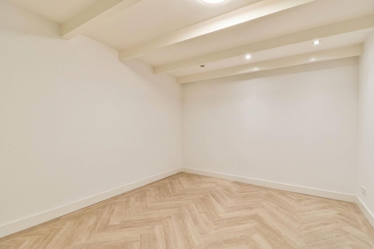 167 m² House with Garden in Geuzenbuurt - Image 7
