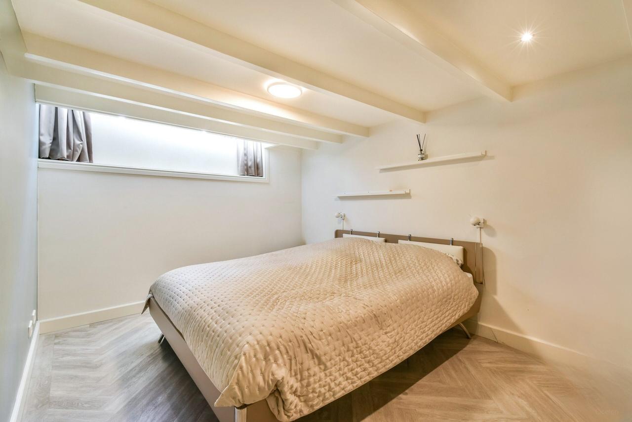 167 m² House with Garden in Geuzenbuurt - Image 8