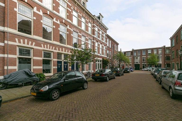 Herenhuis van 185 m² met balkon in Bezuidenhout - Afbeelding 2
