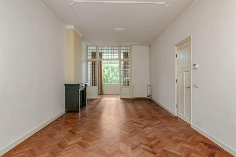 Herenhuis van 185 m² met balkon in Bezuidenhout - Afbeelding 4