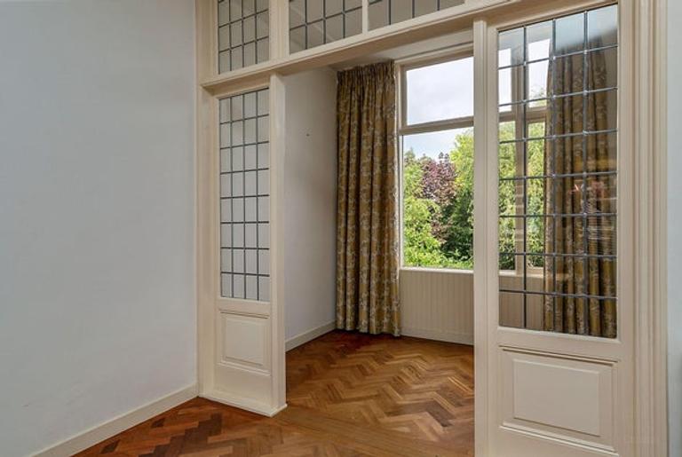 Herenhuis van 185 m² met balkon in Bezuidenhout - Afbeelding 10