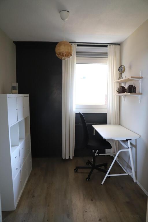 Gemeubileerd 3-kamerappartement met parkeerplek - Afbeelding 8