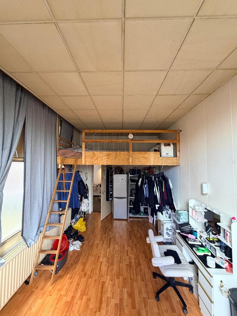 23 m² room with roof terrace in Meppel - Image 2
