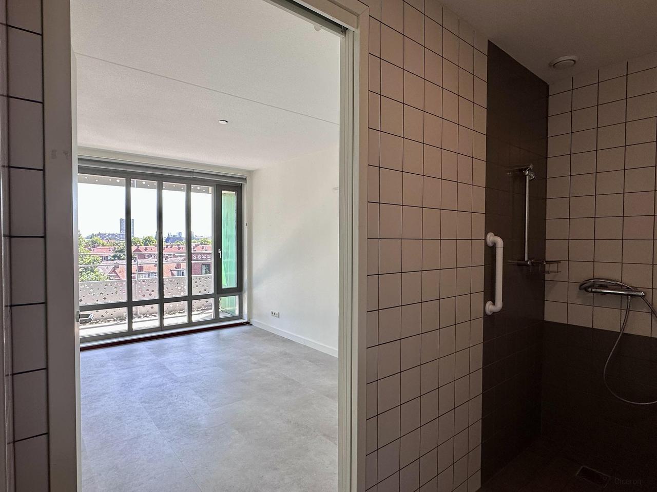 Balcony with a view of Groningen, 55+ - Image 10