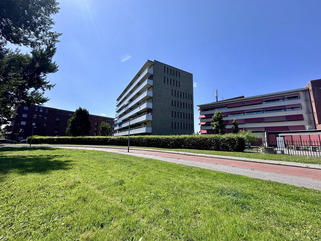 Balcony with a view of Groningen, 55+ - Image 18