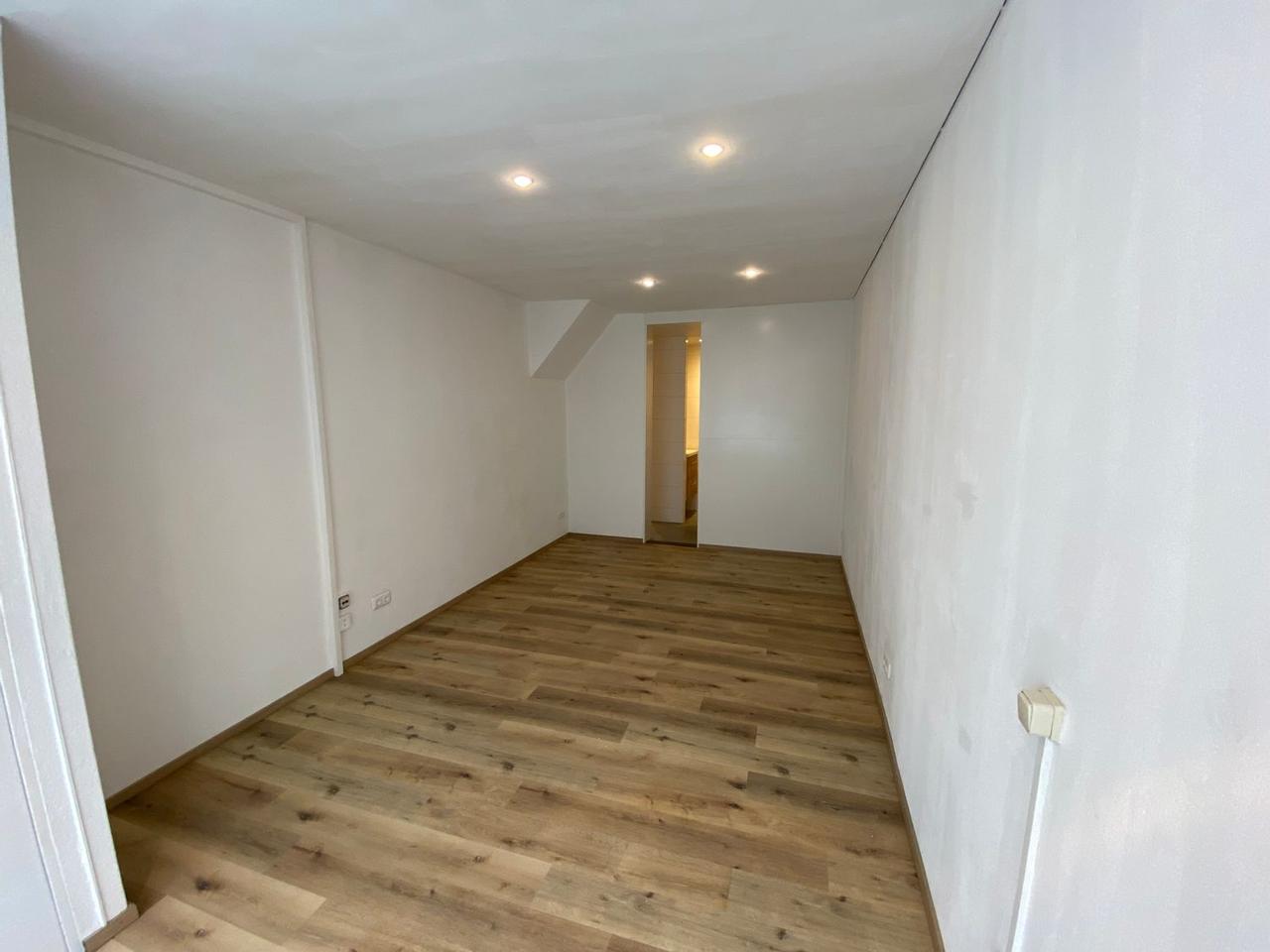 Studio 100m from the Market Square - Image 5