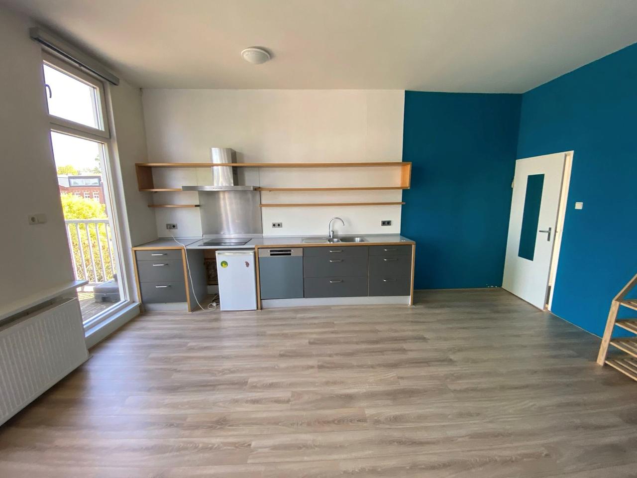 Kamer met dakterras aan de Hereweg - Afbeelding 6