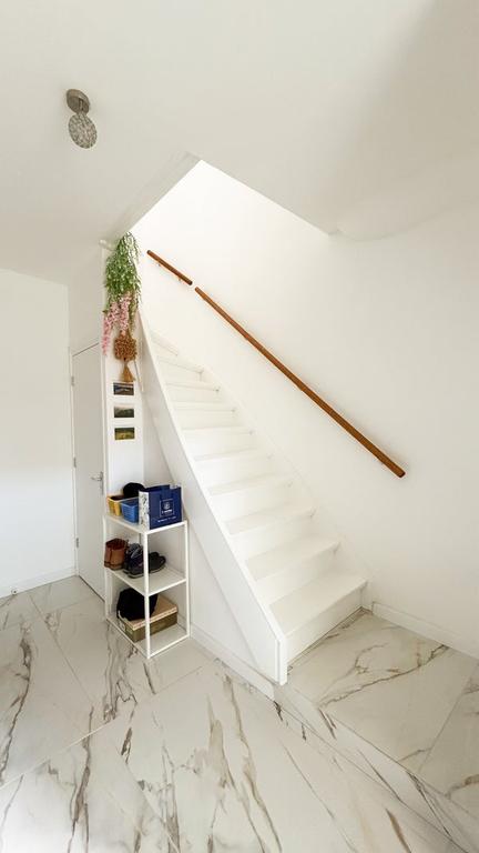109 m² Family Home with Garden in Buitenveldert - Image 12