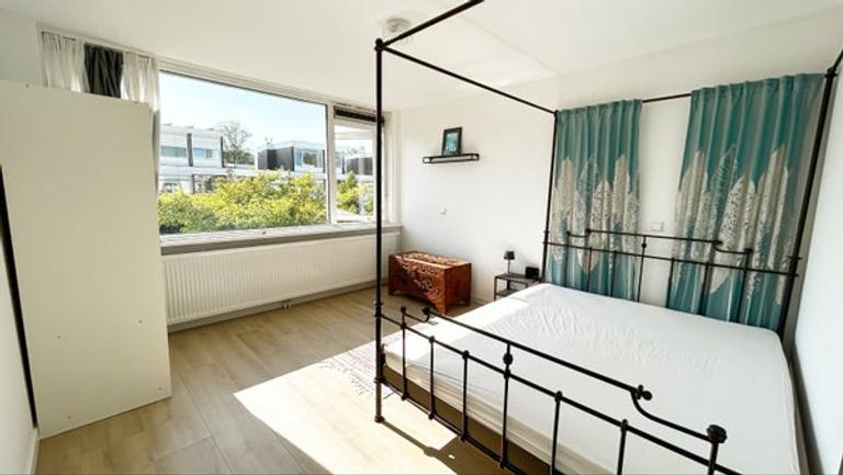 109 m² Family Home with Garden in Buitenveldert - Image 16