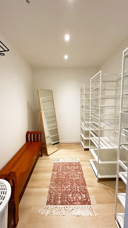109 m² Family Home with Garden in Buitenveldert - Image 18