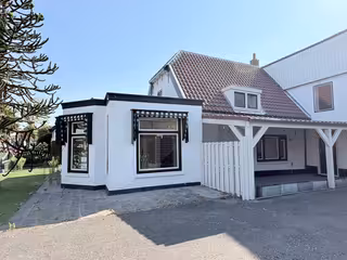 Vrijstaand wonen met 4 slaapkamers in Dubbeldam