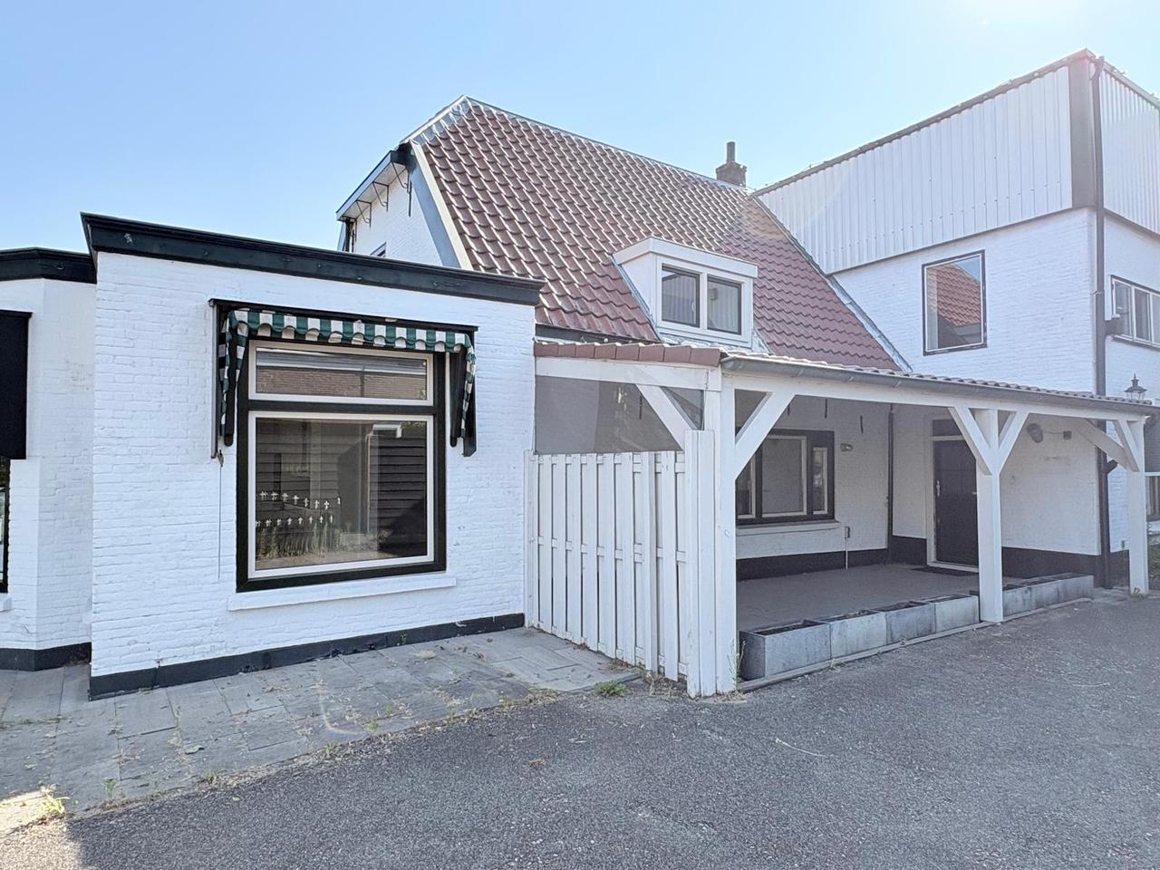 Vrijstaand wonen met 4 slaapkamers in Dubbeldam - Afbeelding 2