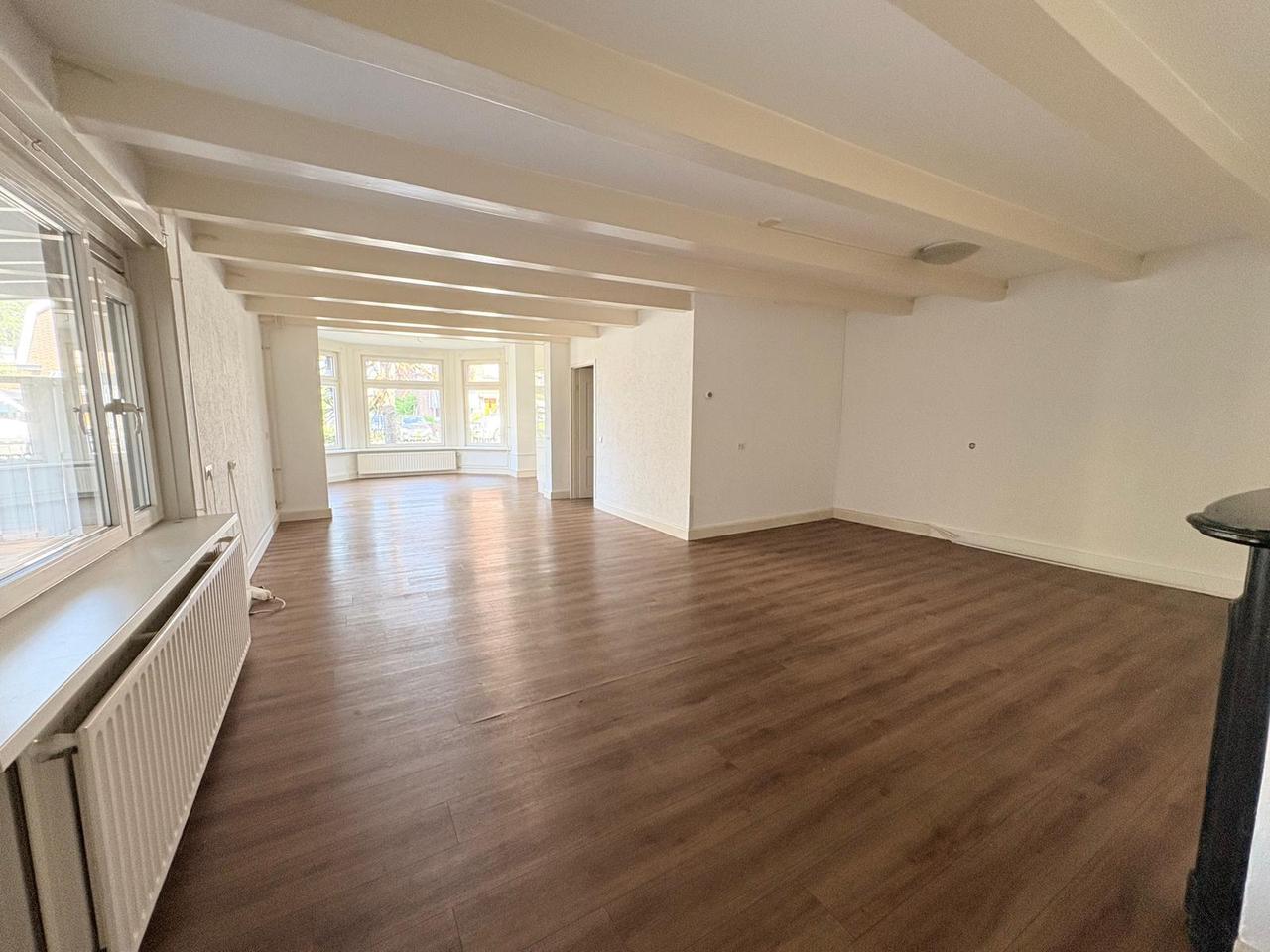 Vrijstaand wonen met 4 slaapkamers in Dubbeldam - Afbeelding 9