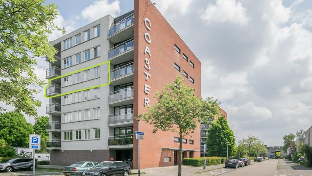 3-kamerappartement met balkon aan het Reitdiep - Afbeelding 1