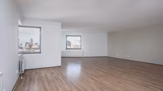 Wonen op 34 hoog met balkon in Rotterdam