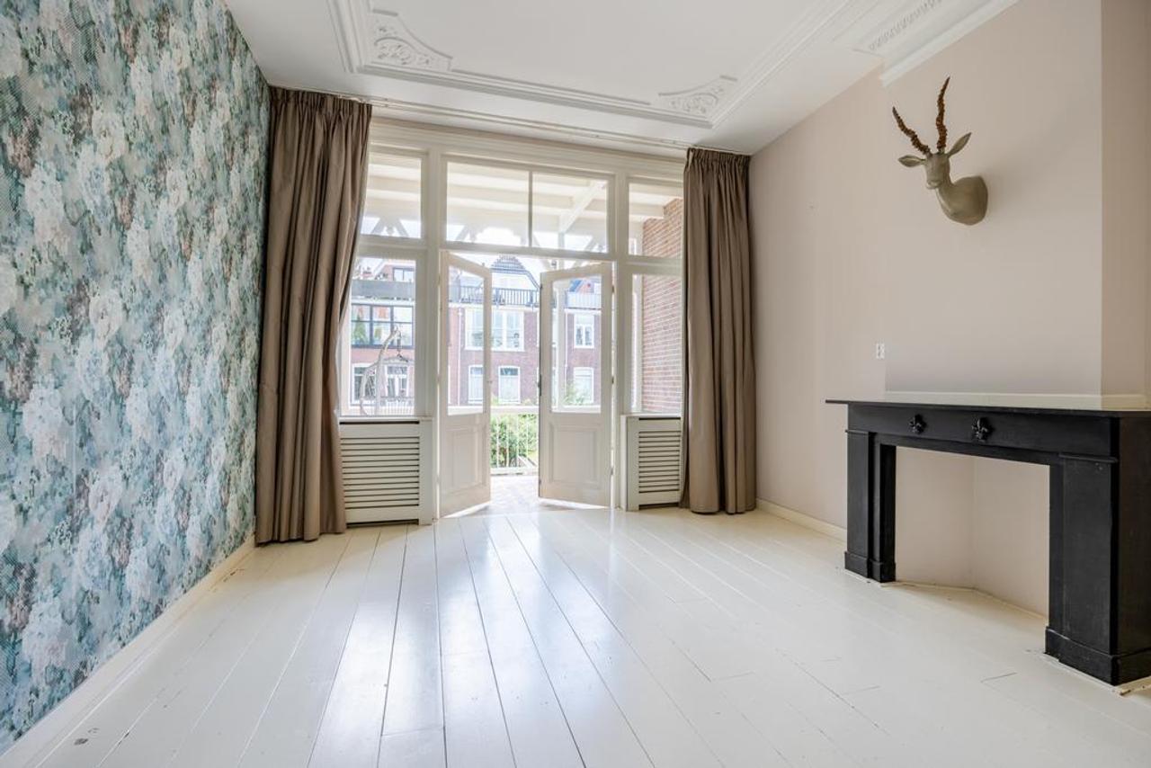 210 m2 Townhouse with 5 Bedrooms - Image 34