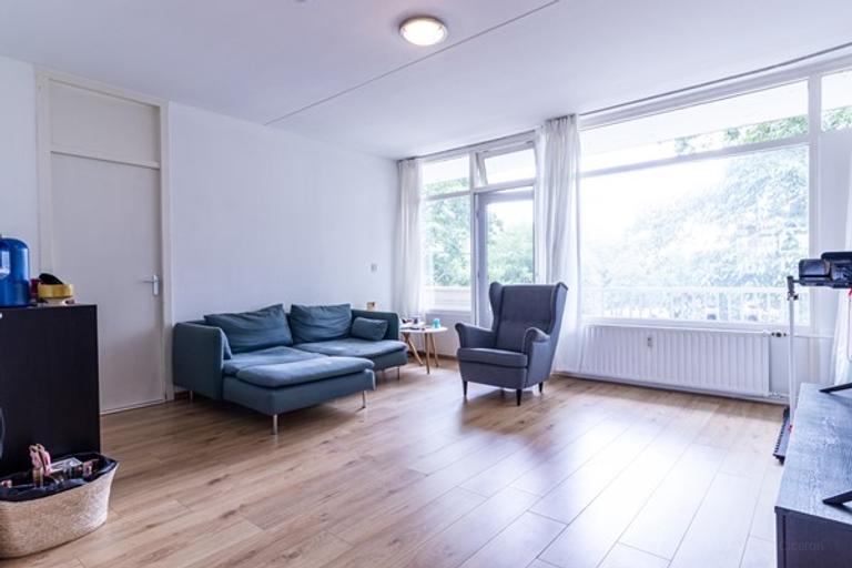 Gemeubileerd 3-kamerappartement met balkon - Afbeelding 5