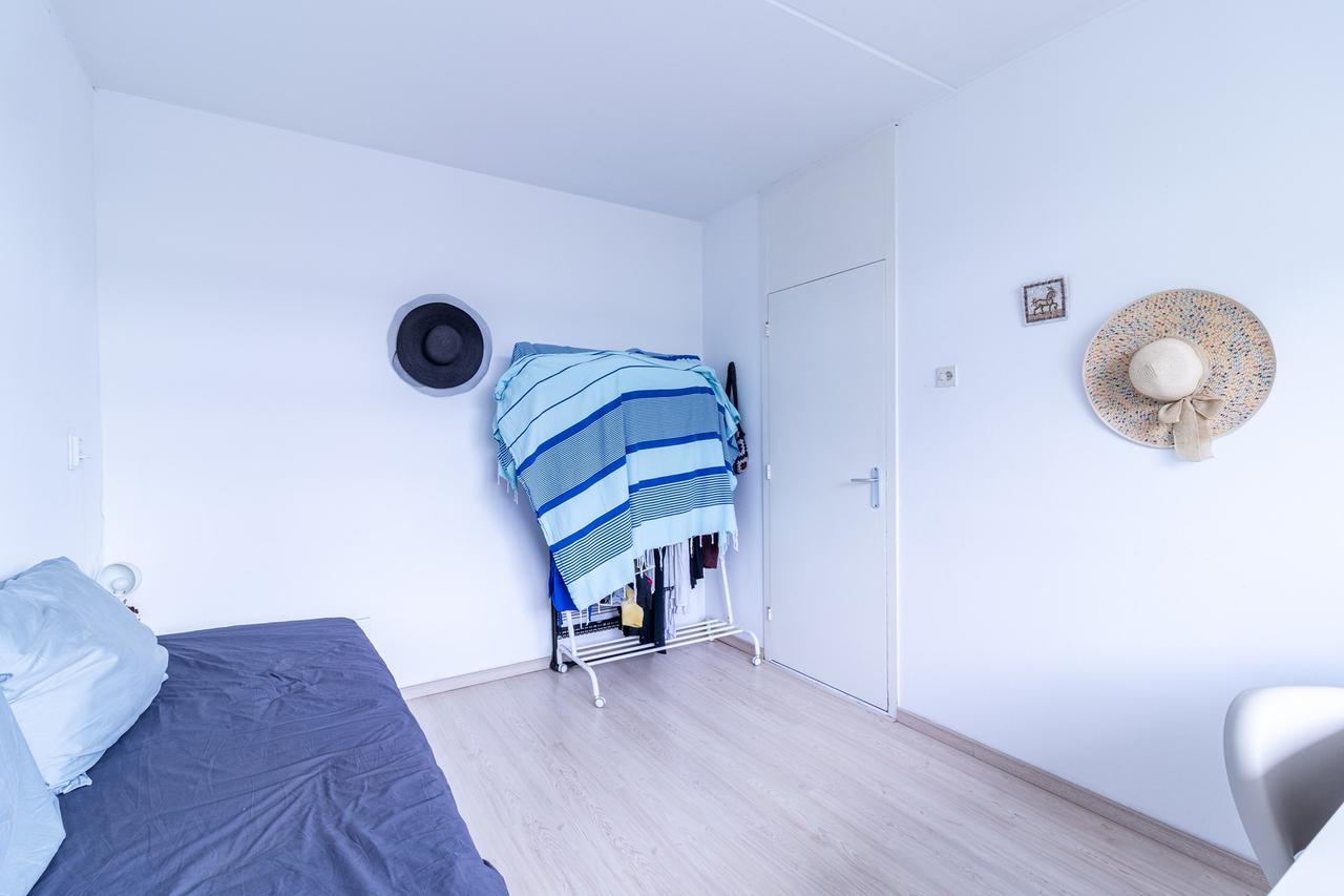 Gemeubileerd 3-kamerappartement met balkon - Afbeelding 15