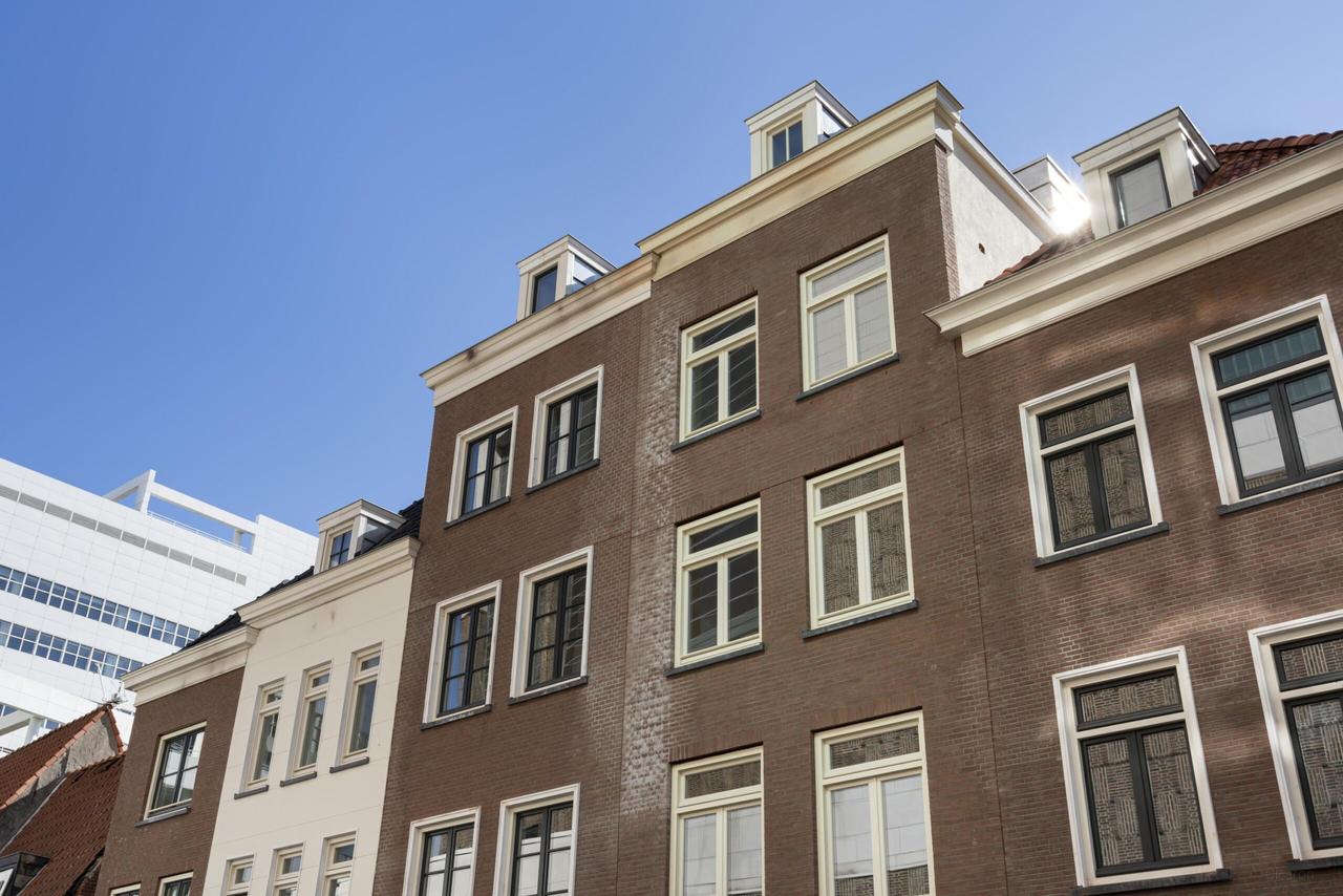 Penthouse met lift in hartje Den Haag - Afbeelding 1