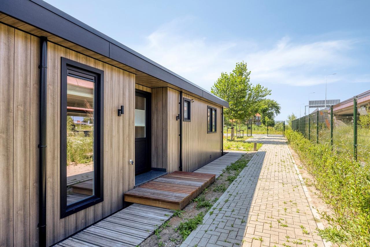 Woonark met priveligplaats en tuin - Afbeelding 11