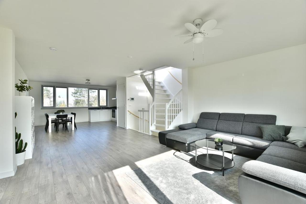 Bovenwoning met dakterras en 3 slaapkamers - Afbeelding 1