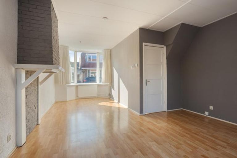 Jaren 30 huurwoning vlak bij centrum - Afbeelding 2