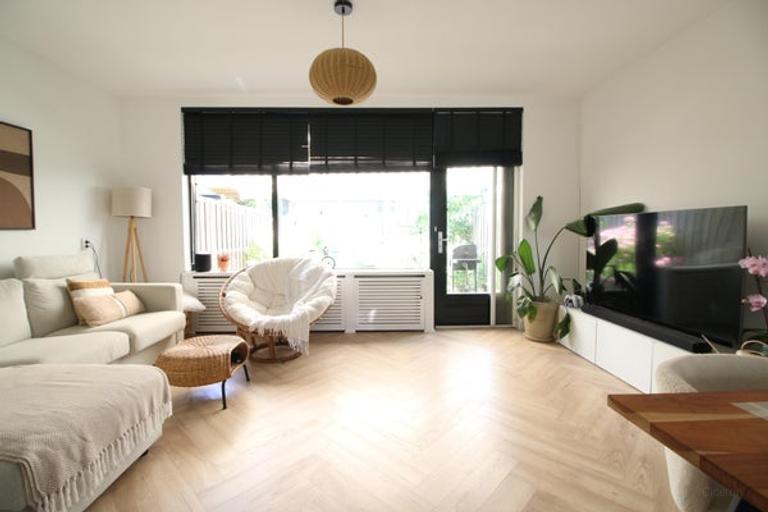 Huis met oprit naast Hoog Ambacht - Afbeelding 8