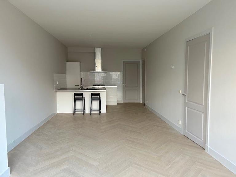 Licht appartement aan het water bij de Jordaan - Afbeelding 3
