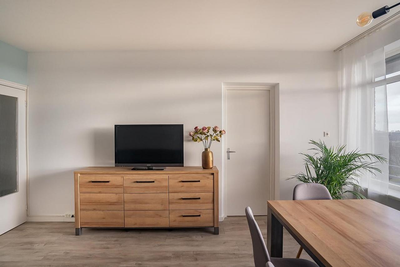Gemeubileerd 4-kamerappartement met uitzicht - Afbeelding 2