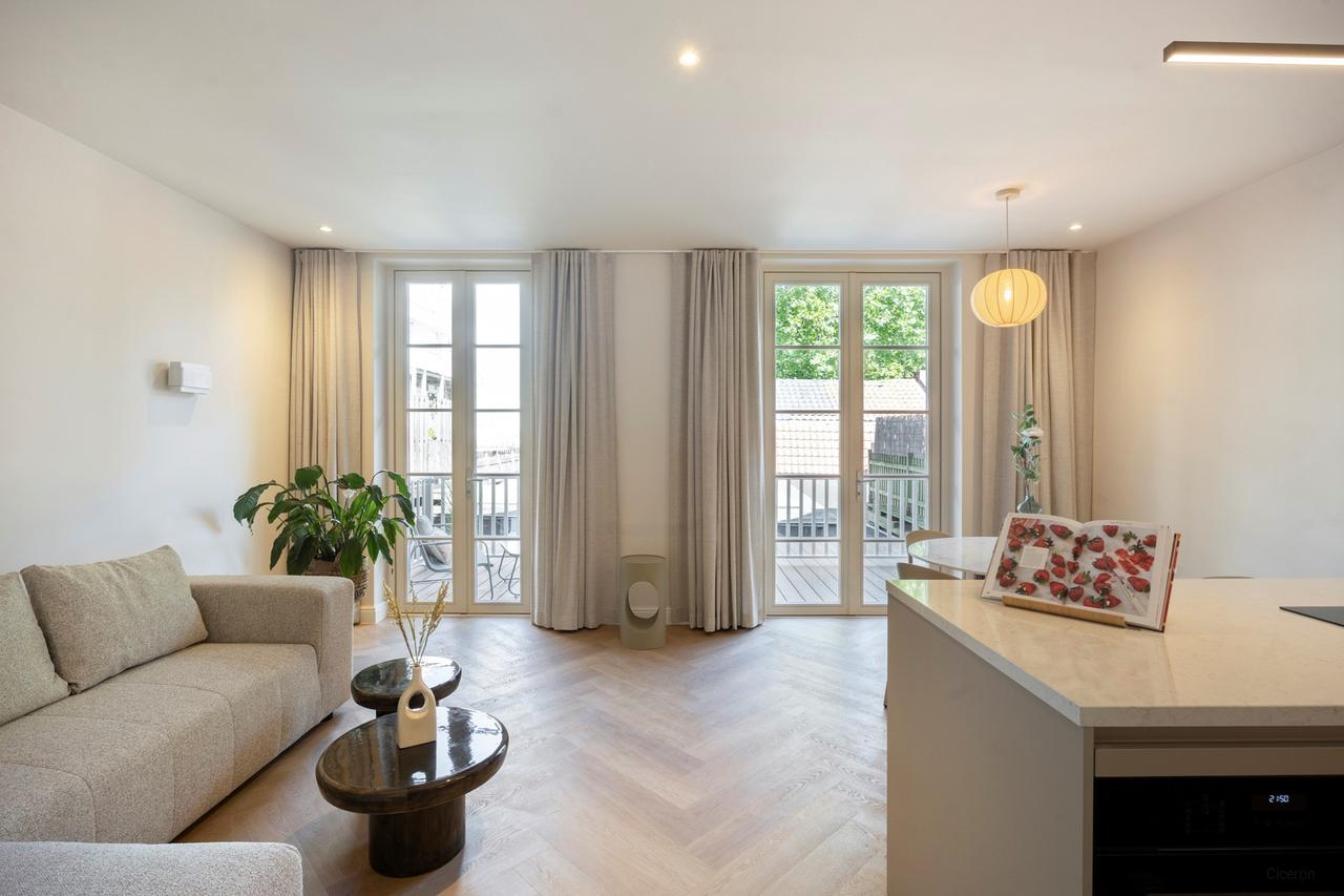 Gerenoveerd 2-kamerappartement in Vondelbuurt - Afbeelding 1