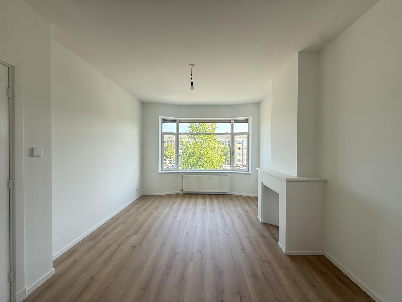 Dubbel bovenhuis met balkon aan het water - Afbeelding 1