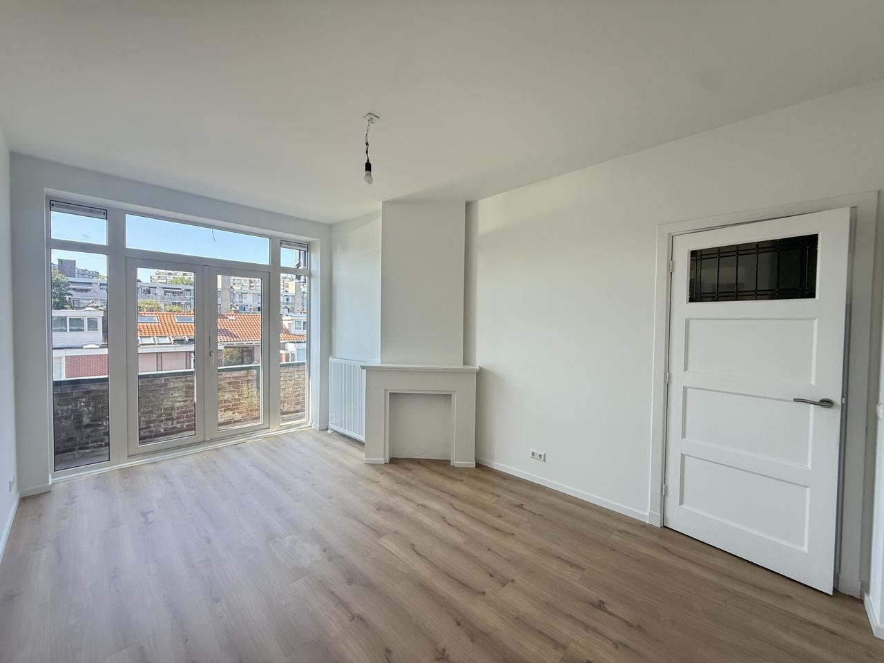 Dubbel bovenhuis met balkon aan het water - Afbeelding 6