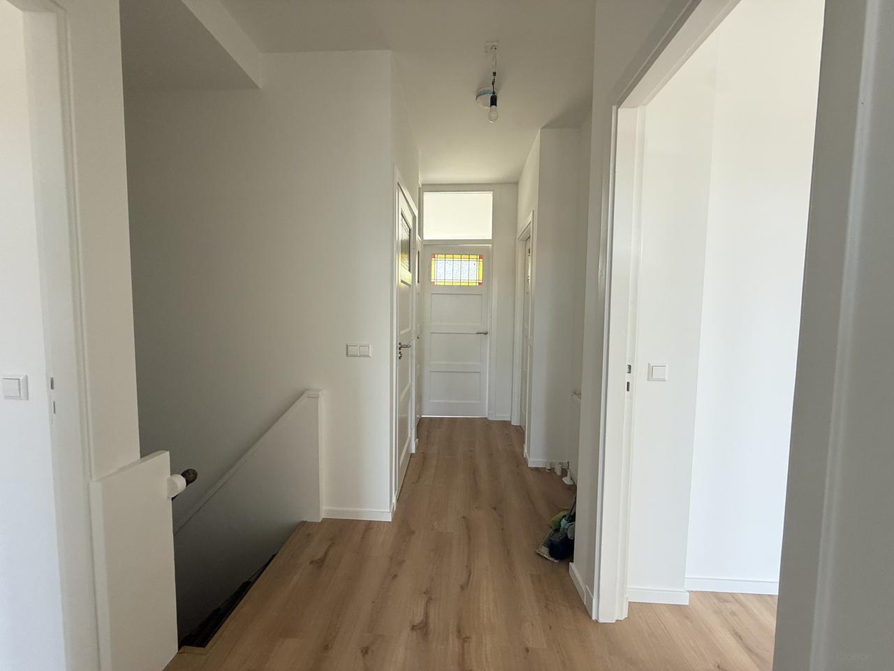Dubbel bovenhuis met balkon aan het water - Afbeelding 7