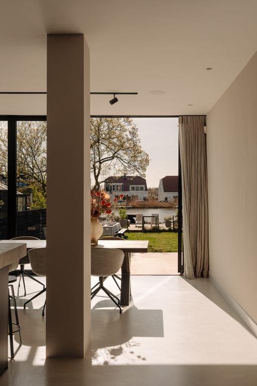 Detached Waterfront Home on the Rotte with Private Jetty - Image 23