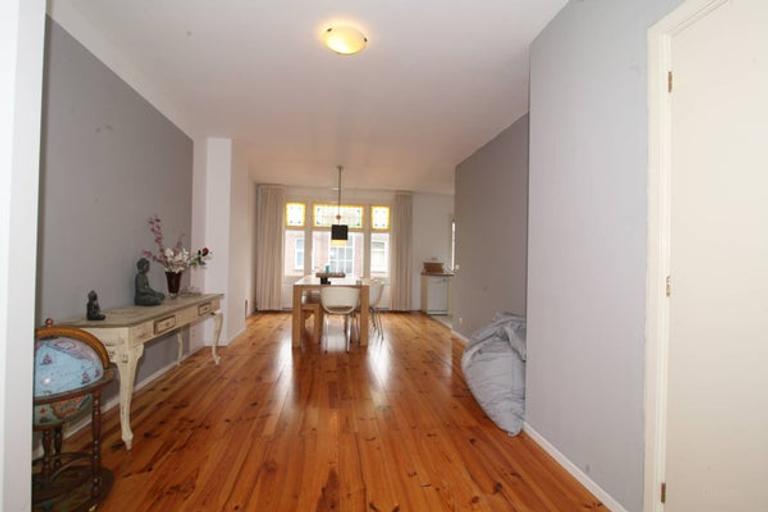 90 m² met breed balkon in Bezuidenhout - Afbeelding 6
