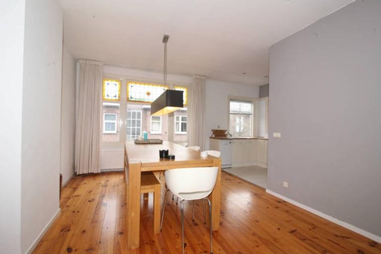 90 m² met breed balkon in Bezuidenhout - Afbeelding 7