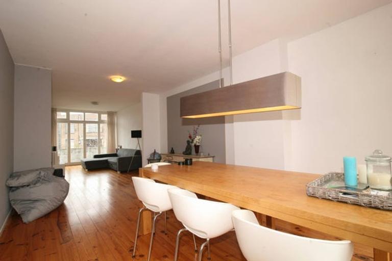 90 m² met breed balkon in Bezuidenhout - Afbeelding 9