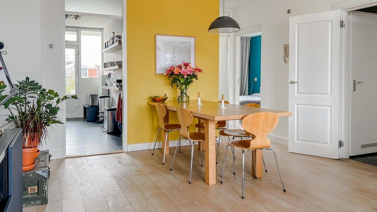 Licht 3-kamerappartement met balkon - Afbeelding 3