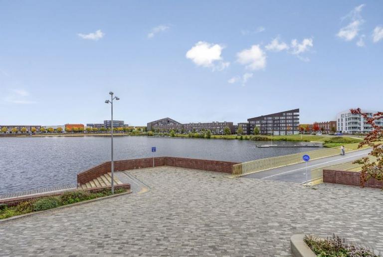 3-kamerappartement met loggia en parkeerplek - Afbeelding 15