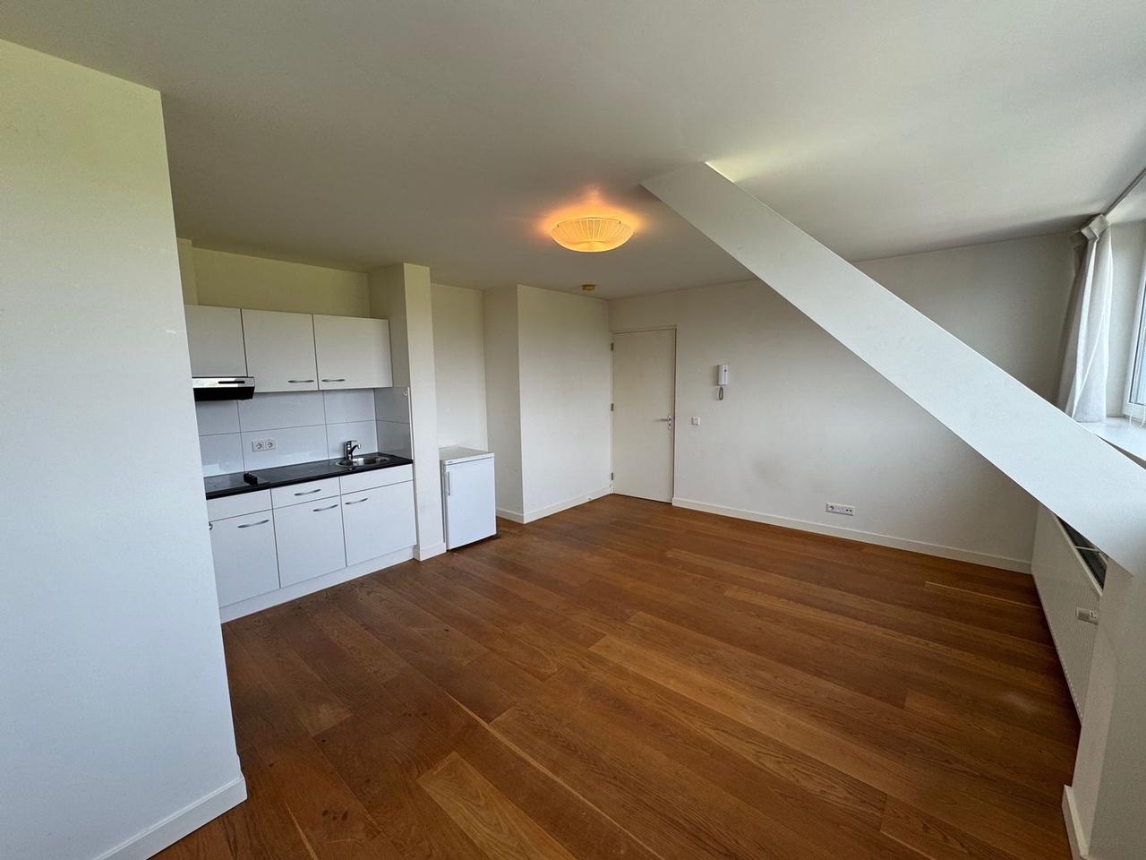 Kamer met eigen keuken en badkamer - Afbeelding 4